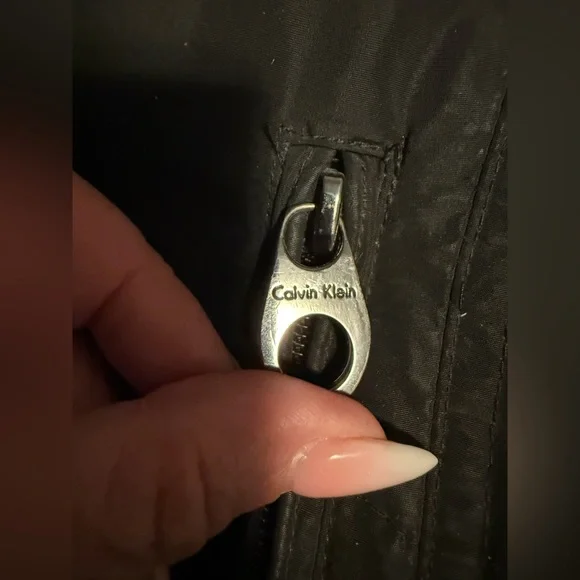 Calvin Klein Duck Down Waterfowl Feathers Hooded Puffer Coat (S) - Picture 2 of 11